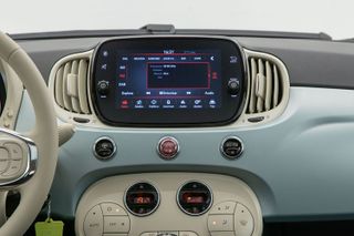 Fiat 500 1.0 MHEV 70CV Dolcevita ECO
