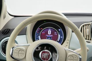 Fiat 500 1.0 MHEV 70CV Dolcevita ECO