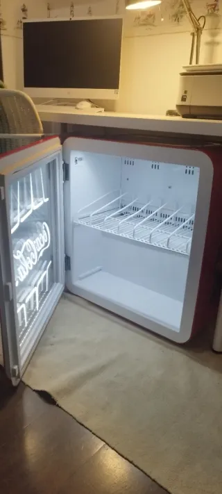 Nevera Coca-Cola Roja