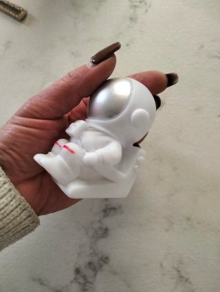 Piccolo lumino astronauta