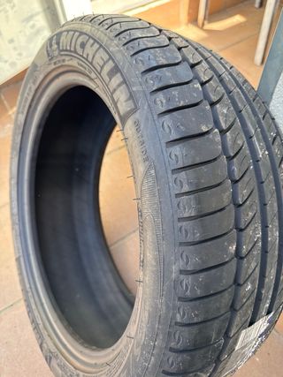 Michelin Primacy HP 235 45 R17 94Y