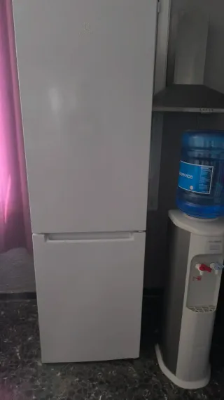 NEVERA FRIGORÍFICO GRANDE 1,90X60X60