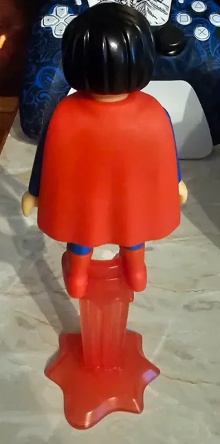 Playmobil Superman con base