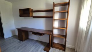 Conjunto Escritorio y Estantería Madera