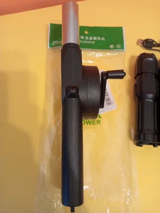 Set soplador barbacoa y mini linterna