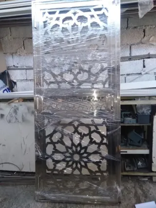 Busco trabajo como herrero / soldador Hola, me lla