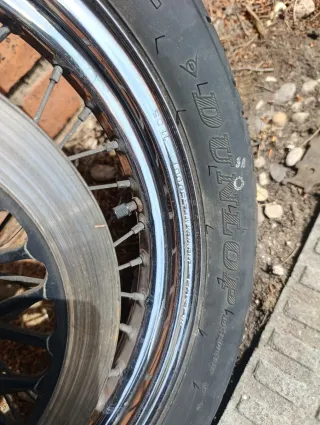 Rueda Delantera Suzuki con Reenvío