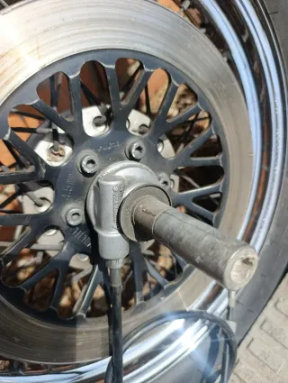 Rueda Delantera Suzuki con Reenvío