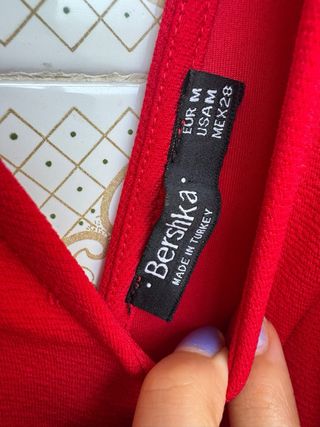 Mono Bershka rojo volantes