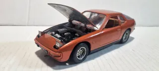 Porsche 924 Mebetoys 1/24