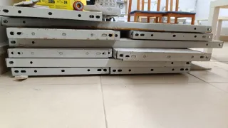 Baldas metálicas. Precio unidad