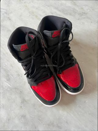 Air Jordan 1 High Rojo/Negro Talla 39