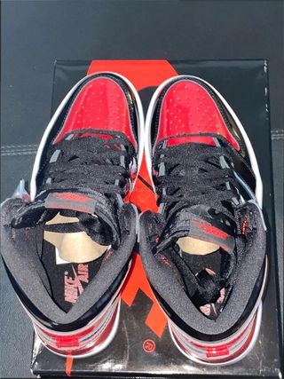 Air Jordan 1 High Negro Rojo Talla 39