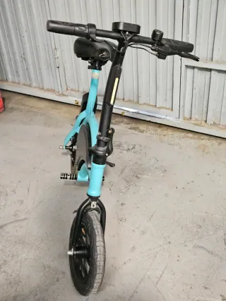 Bicicleta Eléctrica Azul