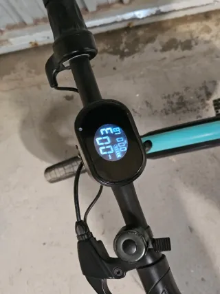 Bicicleta Eléctrica Azul