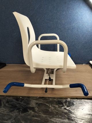 Silla de baño giratoria 360º con reposabrazos