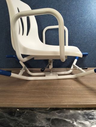 Silla de baño giratoria 360º con reposabrazos
