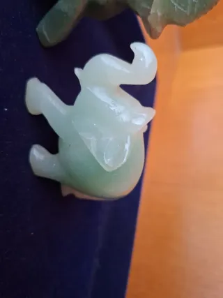 2 Elefanti di Giada Scolpiti