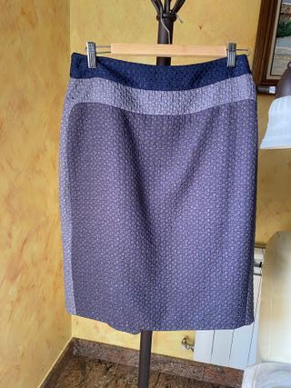 Falda Adolfo Dominguez azul y morada