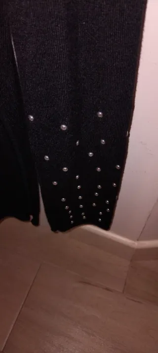 Maglia Tezenis nera con perle, come nuova