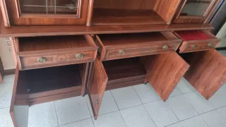 Mueble comedor Vitrina Vintage Madera y Cristal