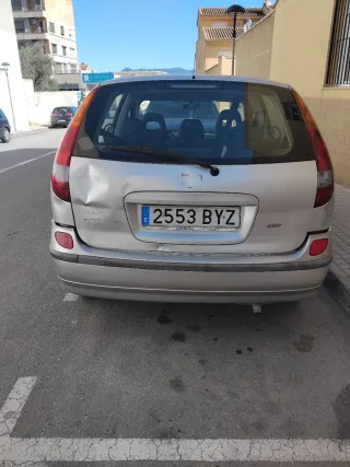 Nissan Almera 2002