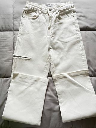 Lote 2 pantalones beige y blanco