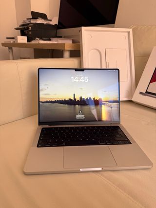 MacBook Pro 14 M1 Pro - Como Nuevo