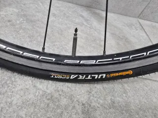 Rueda Delantera Bici Carretera Shimano