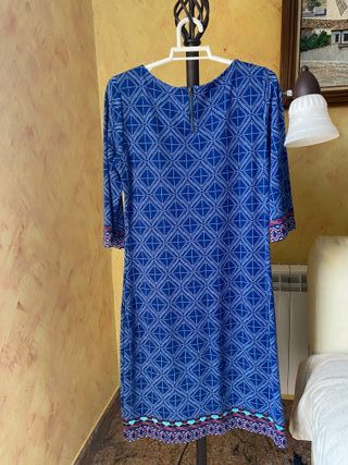 Vestido estampado geométrico azul