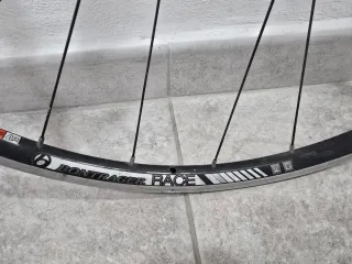 Juego Ruedas Bontrager Race Carretera