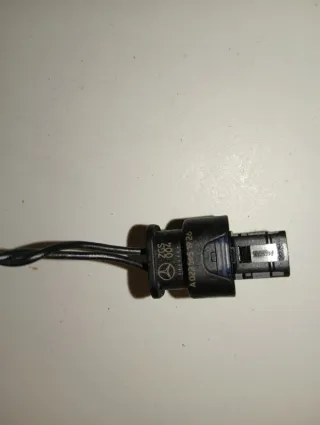 Cable negro conector sensor aparcamiento Mercedes