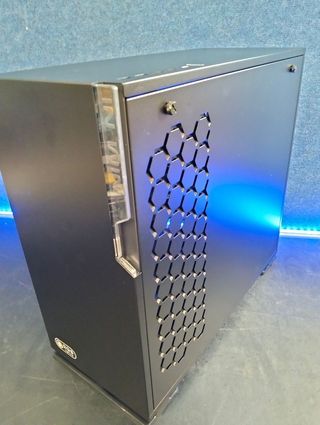 Caja/Torre ATX InWin 101 cristal USB 3.0 Negro