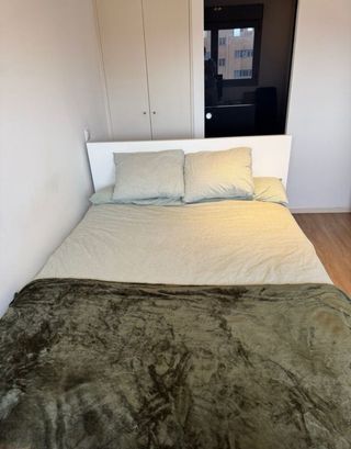 Cama 140x200 Canapé Abatible + Colchón + Cojines