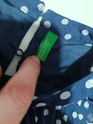Vestido de lunares con pliegues talla 3