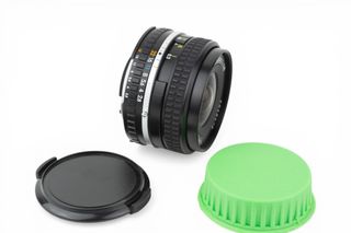 Nikon Ai-s Nikkor 28mm 1:2.8 Serie E