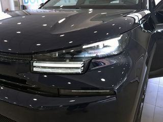 Citroën C4 Hybrid 145 ë-DCS6 Collection