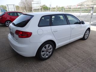 Audi A3 1.6 tdi 105 cv Sportback