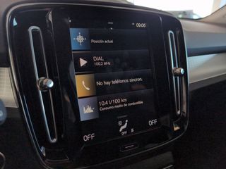Volvo XC40 Momentum Pro