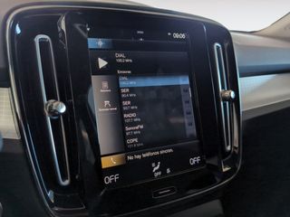 Volvo XC40 Momentum Pro