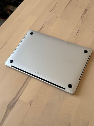 MacBook Pro 13” 2019 8GB Ram 128GB