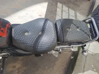 Suzuki Marauder 250cc Negra