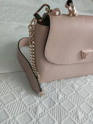 Bolso Guess Rosa y Dorado