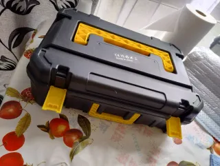 Nivel Láser Profesional Amarillo