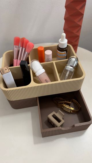 Organizador de maquiagem com gaveta