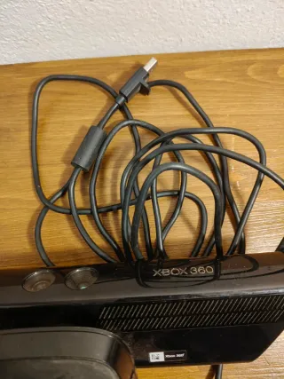 Kinect Xbox 360 leggere descrizione