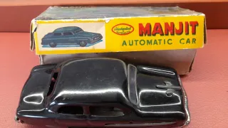 Auto d'epoca in lamiera Manjit Amar Toy Delhi