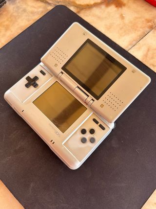 Nintendo DS Fat Plateada