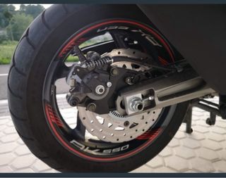Kymco AK 550  2018 Maxi Scooter Negra