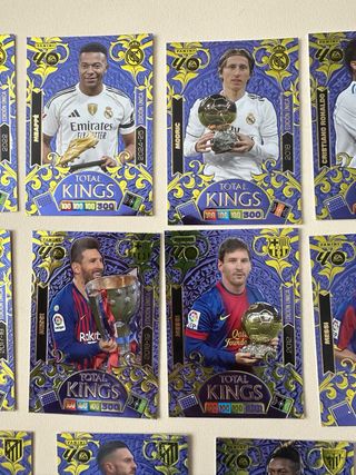 Lote Adrenalyn Total Kings 25-26 muy especiales